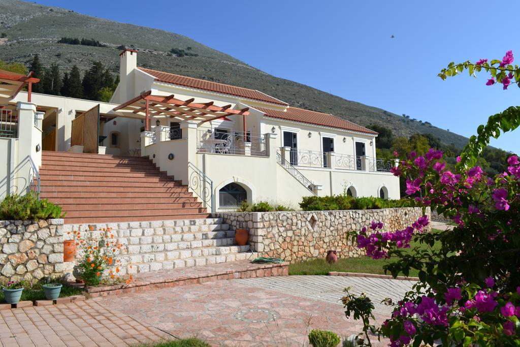 Verde E Mare Agia Efimia Exterior photo